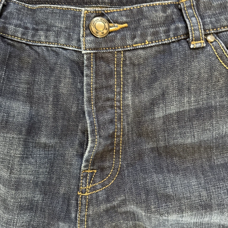 Pantalones de mezclilla London Jean para mujer desgastados pierna recta botones oscuros talla 14 Foto 3 de 4