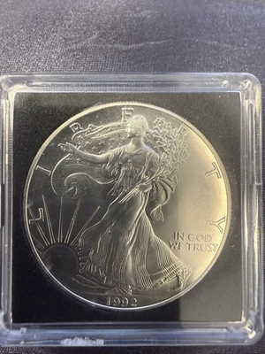 #ad 1992 American Silver Eagle 1 Troy Oz. .999 Fine One Dollar Coin $90.00