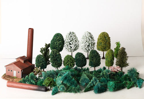 H0 Vollmer 551 Caldera con chimenea 30 cm, 14 hojas + aprox 80 coníferas (351082) | Zustand: Gebraucht
