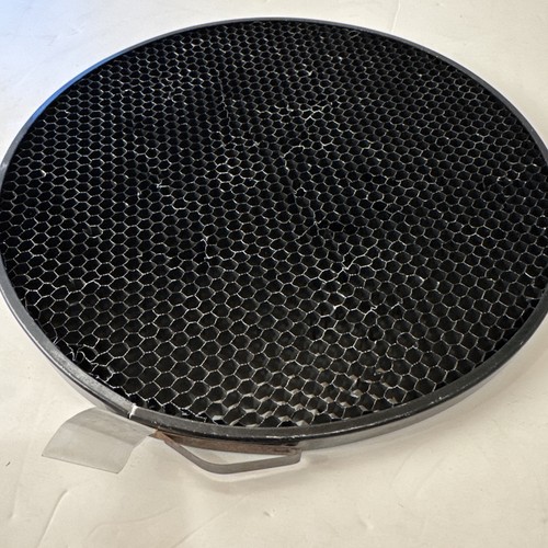 Speedotron 11" 35 Degree Honeycomb Grid for 11.5" Grid Reflector Used