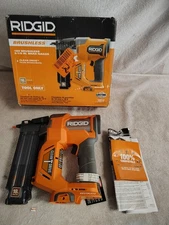 RIDGID 18V 18 Gauge  Brushless Brad Nailer  (R09891)  5/8" - 2 1/8" TOOL ONLY