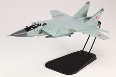 Hobby Master 1/72 MiG-31K Foxhound-D Airplane Blue 36 Russian Air Force Long