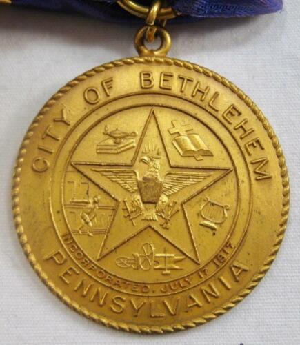 Bricklayers Masons Plasterers Union Of America 1965 Medal Ribbon Badge Pin (O) - Picture 3 of 5