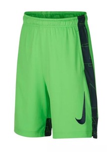 boys green nike shorts