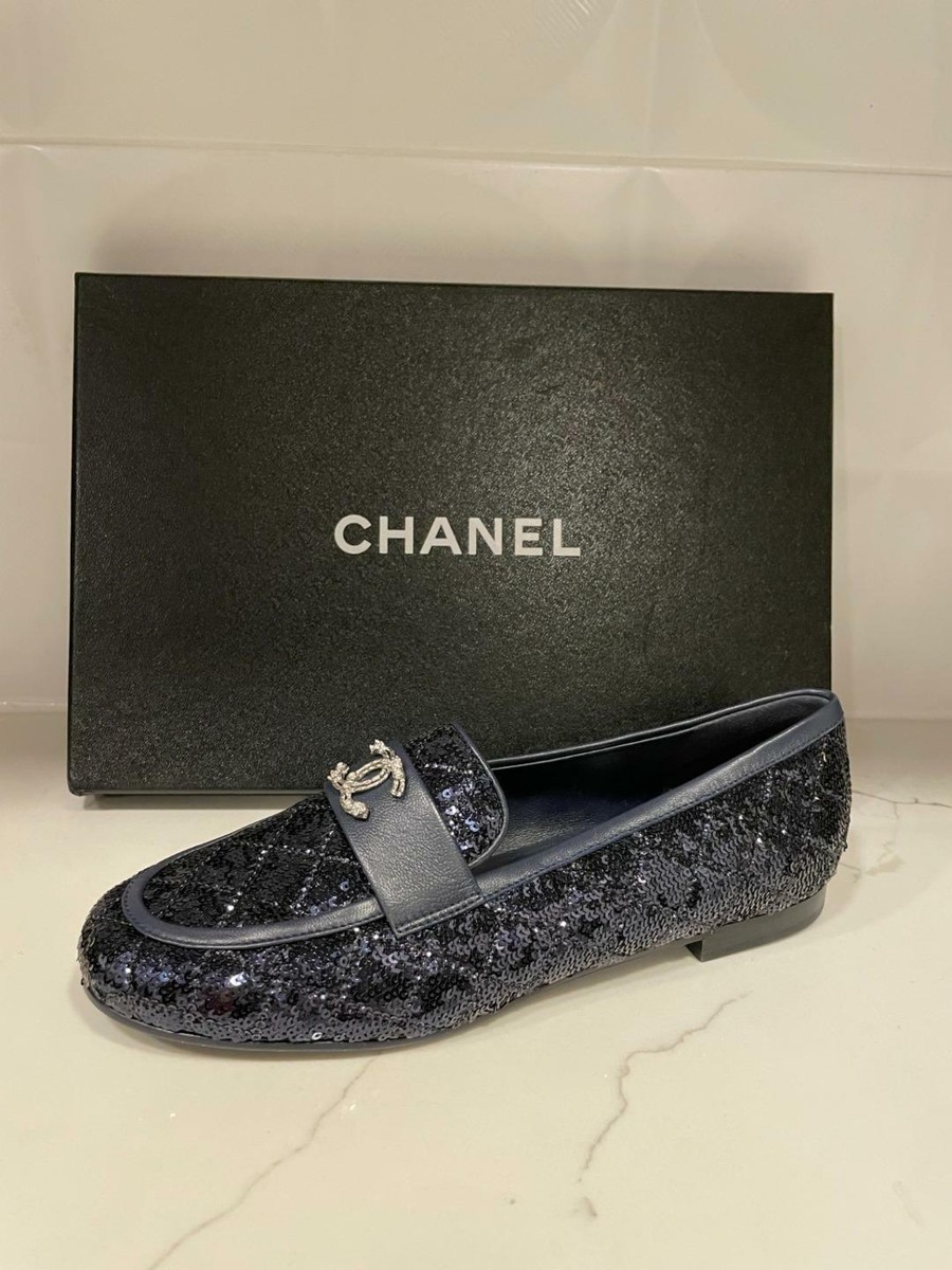 CHANEL 20A Sequin Leather Crystal Pearl CC Loafers Moccasin