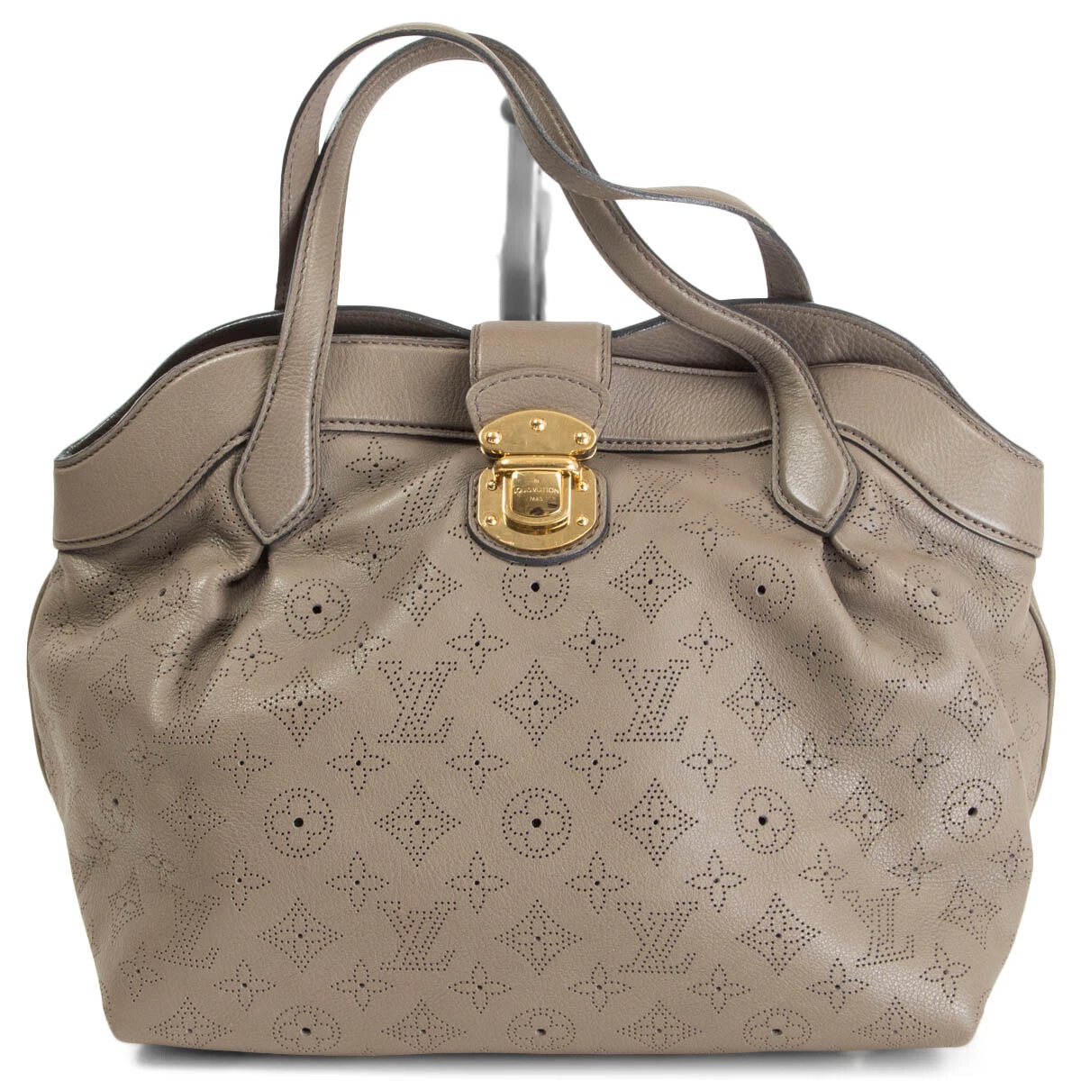64822 auth LOUIS VUITTON taupe MONOGRAM MAHINA CIRRUS PM Shoulder  
