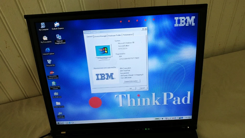 Vintage Retro IBM Thinkpad T42 Gaming Laptop Windows 98SE operating system - Image 3 of 4