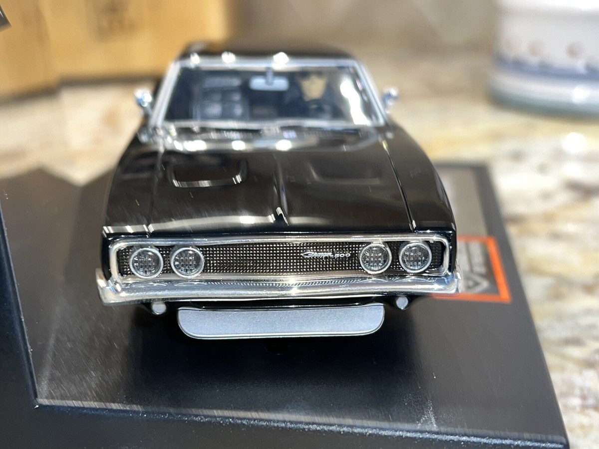 Carrera Evolution 27144 NEW Dodge Charger 500 RARE SPINNER