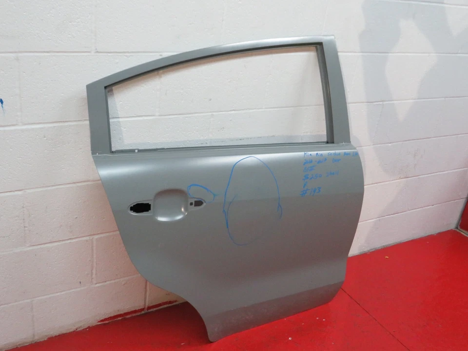 2012 2017 KIA RIO SEDAN RIGHT SIDE REAR DOOR SHELL OEM Foto 2 de 4