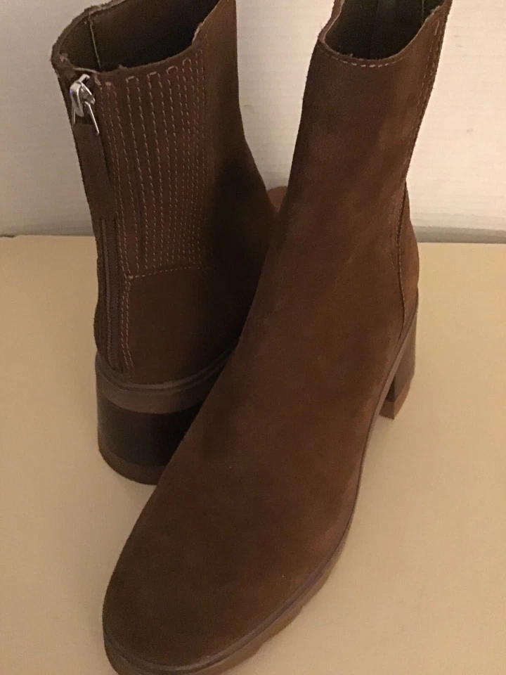 Dolce Vita women brown suede platform Chelsea heel boots Size 9 Euro 40 - Image 3 of 4