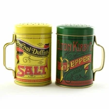 2-Piece Salt and Pepper Shakers Vintage Gift Nostalgic 10 oz Capacity Norpro