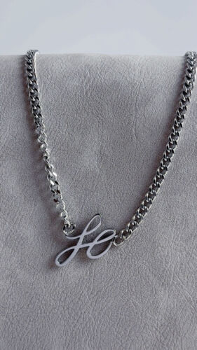 Love and Deepspace Zayne Anime Pendant Necklace Cospaly Cartoon Gift Accessory - Picture 3 of 3