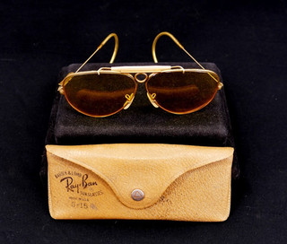 Vintage B&L Ray Ban 1/30 10K GO Sunglasses Shooter Aviator w/ Kalichrome Glass