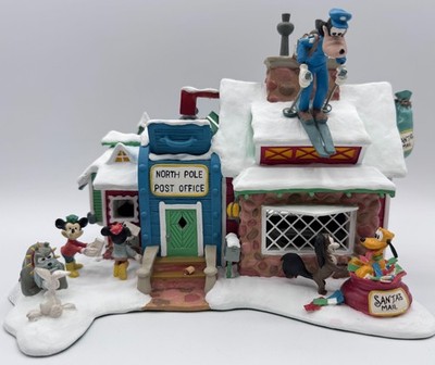 Disney Christmas Village North Pole Post Office Mickey Goofy Pluto Light Up