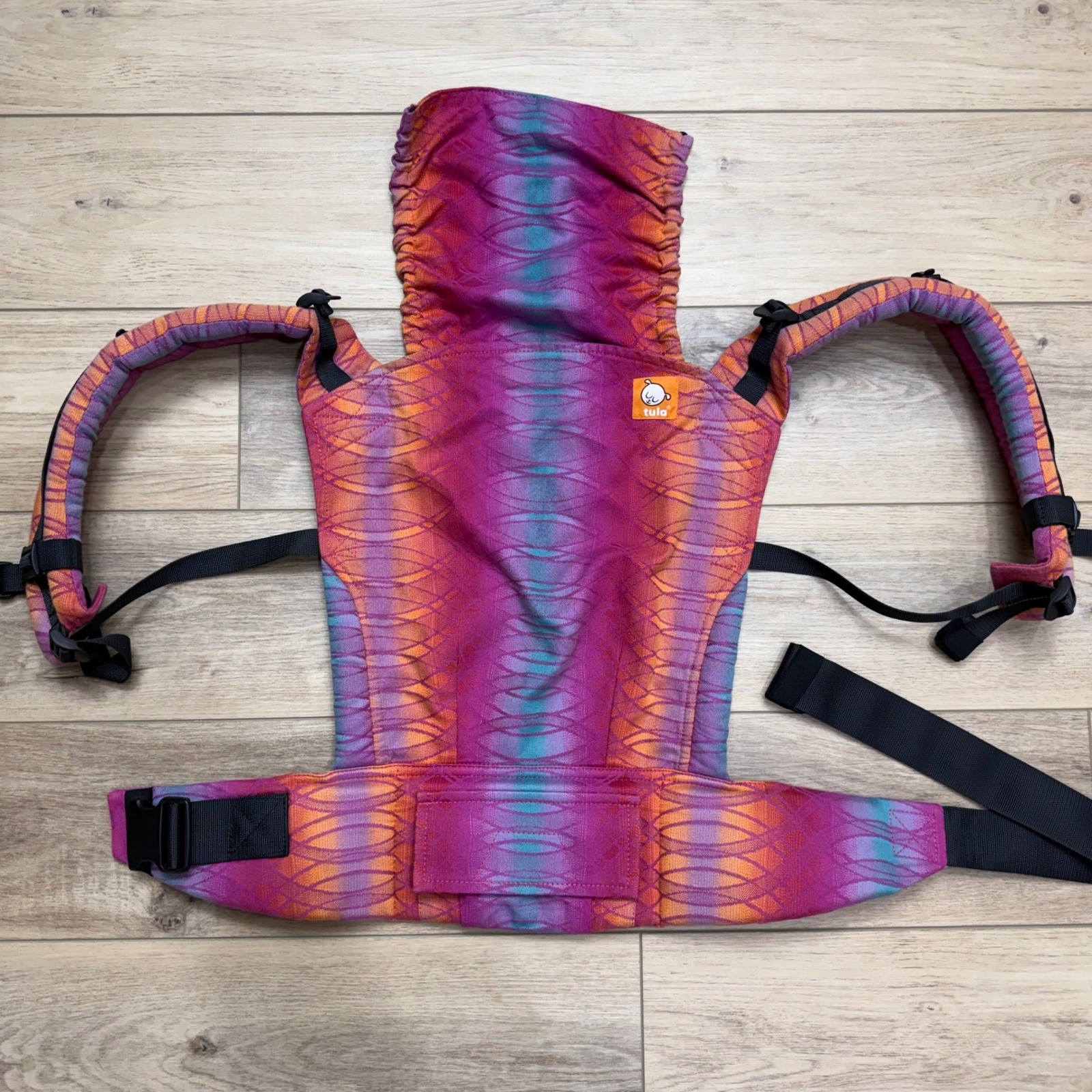Tula Baby Carrier Full Wrap Infinity Light Rainbow Excellent Condition RARE