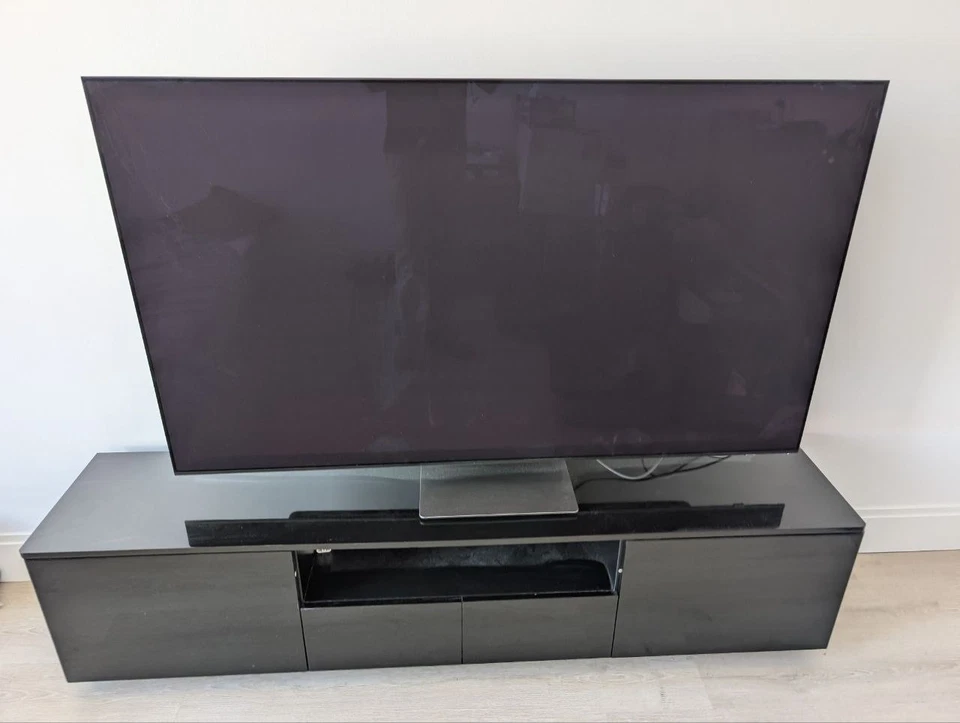 Smart TV Samsung QN65S95BAF 65" 4K UHD OLED - plata carbono Foto 2 de 4