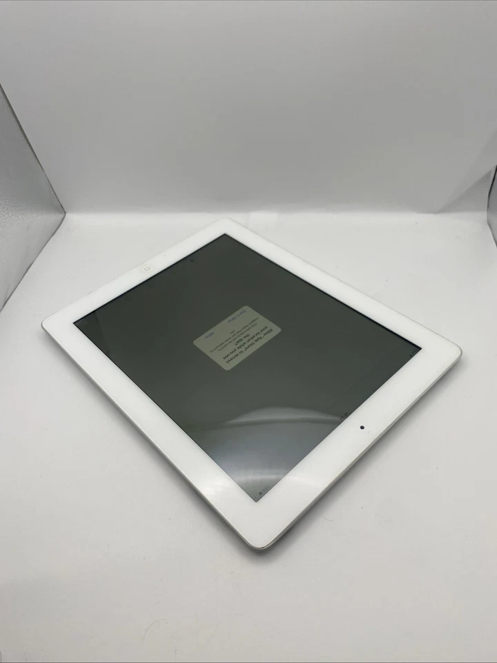 Apple iPad 4th Gen. 32GB, Wi-Fi, 9.7in - White - Image 3 of 4