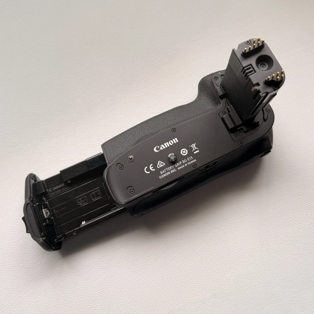 Impugnatura Batteria Ayex AX-6DII Per Canon EOS 6D Mark II: Ergonomica, Doppia Batteria E Simile Al BG-E21