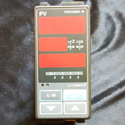 Yokogawa UT520 Controller Modell UT520, RS485 Plattform / Kommunikationsstandard