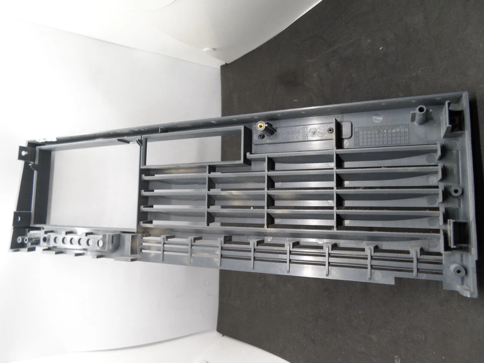 HP Compaq DEC AlphaServer AlphaStation DS10 FrontCover 74-60224-01 600Mhz 446Mhz - Image 3 of 4