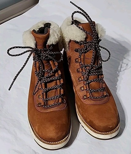 Cole Haan Winter Woman's Boot SZ 11 B Waterproof Grandexplore Hiker Snow Boot - Picture 6 of 7