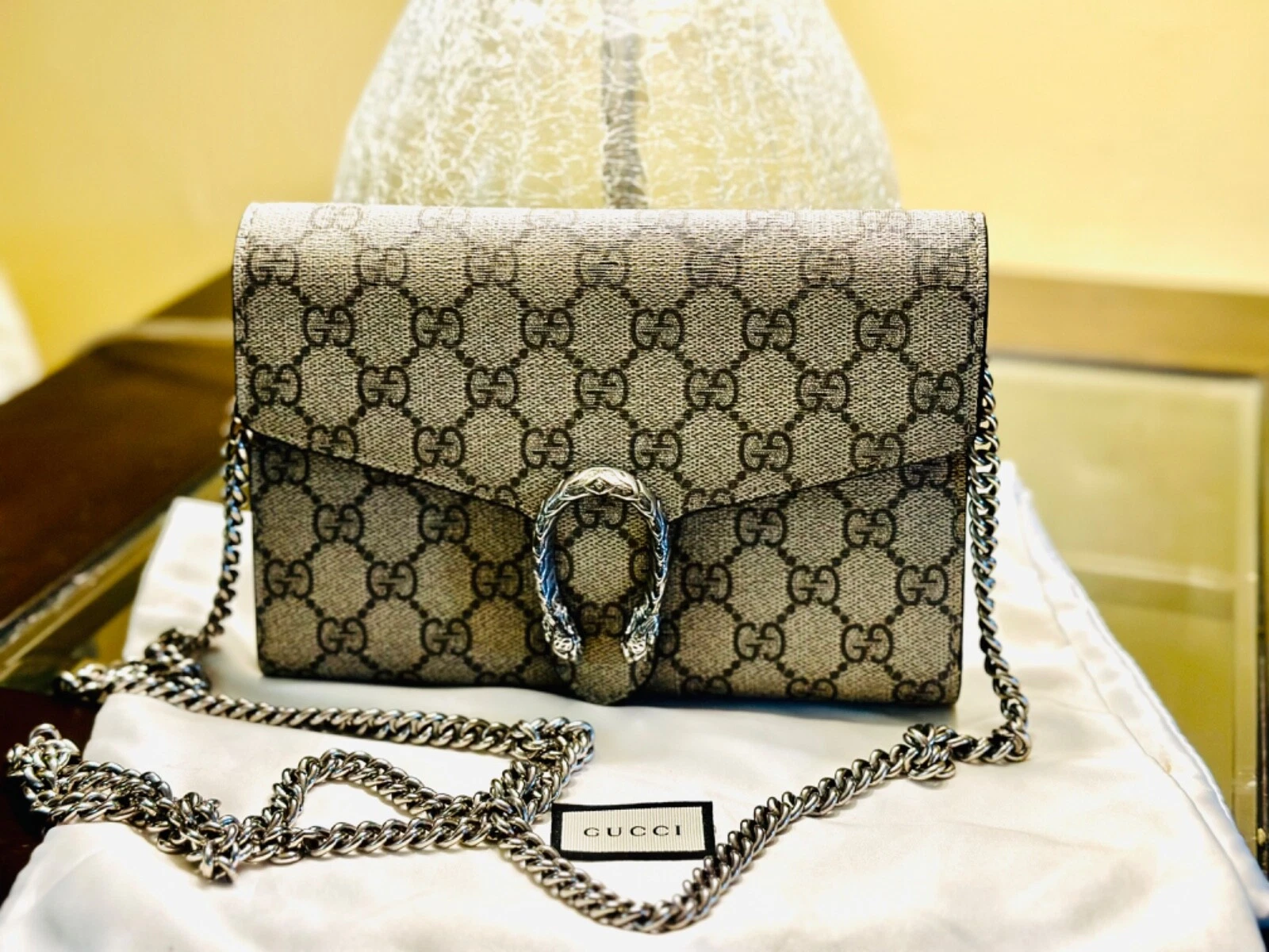 Portefeuille chaîne Gucci Dionysus toile revêtue petit beige
