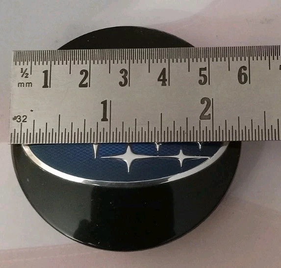 Tapa central rueda Subaru Legacy Impreza Outback Crosstrek WRX 28821VA000 OEM Foto 3 de 3