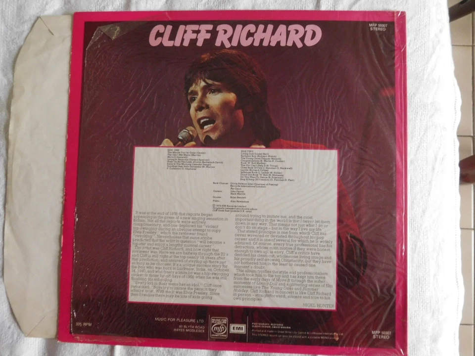 Cliff Richard : Live! - 1976 réédition de l'albun de 1972 - LP -33 tours-30cm - Photo 2/4