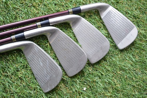 MAJESTY ROYAL Iron Set 4-9 Pw Aw 8pc Graphite Regular Men Golf Club Maruman - Picture 4 of 17