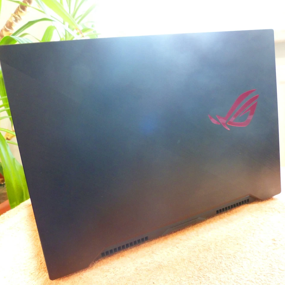 XL SET Asus GU502 15Zoll 144Hz HIGH END GAMING GTX l 32GB RAM HEXA i7 I 2TB SSD - Bild 2 von 4