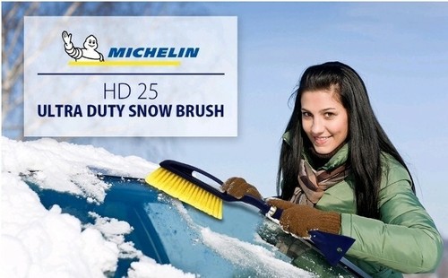 Michelin Heavy Duty Snow Brush 25 inch with brush, scraper, handle  Soft grip - Foto 2 di 12