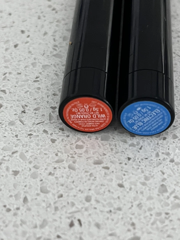 Juego de Crayones Eléctricos Kat Von D Crushes Technicolor Cara Azul y Naranja Salvaje Cerdos Foto 3 de 4