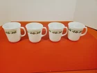Set of 4 Corning HOLLY DAYS Christmas Mugs Coffee Milk Glass Vintage