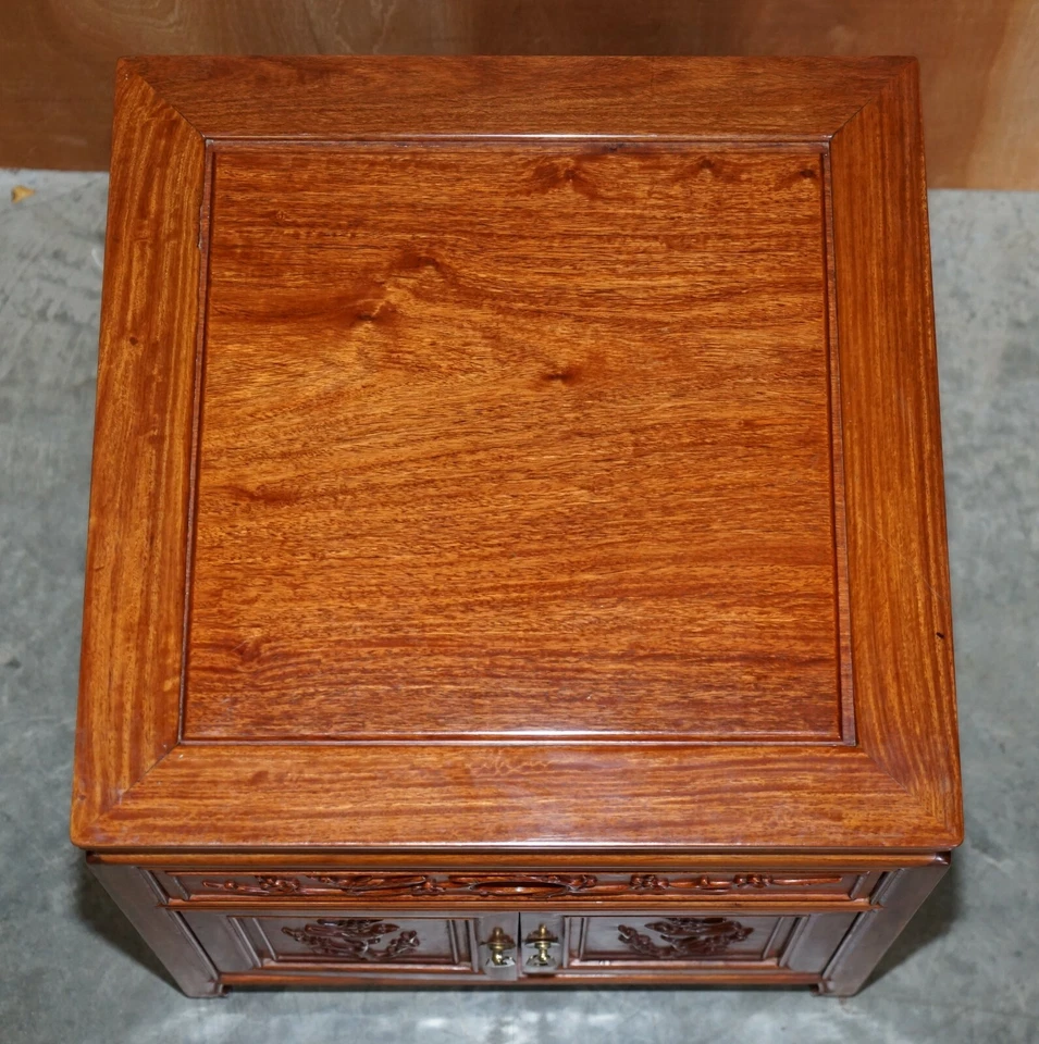 PAR DE LÁMPARAS LATERALES ORIENTALES DE TECA MESAS DE VINO CAJONES CON PÁJAROS Y FLORES Foto 4 de 4