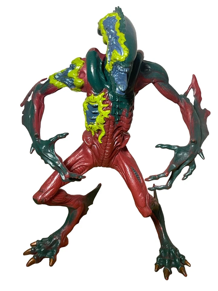 Figura Alien Resurrection Battle Scar Alien 1997 Hasbro Signature Series Foto 2 de 4