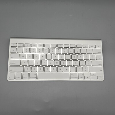 Genuine Apple Wireless Keyboard Bluetooth Silver A1314 Mac Aluminum FREE SHIP