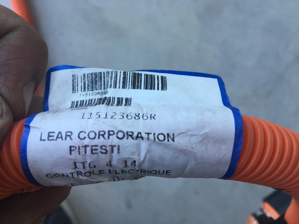 Cabo de alimentação do motor elétrico RENAULT KANGOO Z.E. 115123686R - Imagem 3 de 4