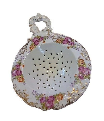 Colador de té taza de té PRUSIA 5,5" rosas rosadas sobre porcelana blanca borde dorado usado - Imagen 1 de 5