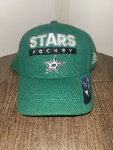 Neuf avec étiquettes chapeau flexible Dallas Stars Adidas NHL Fitmax taille L/XL neuf avec étiquettes hockey Texas - Photo 1/7