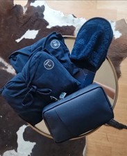 Lufthansa First Class Porsche Design Van Laack Pyjama + Amenity Kit + Pantoffeln