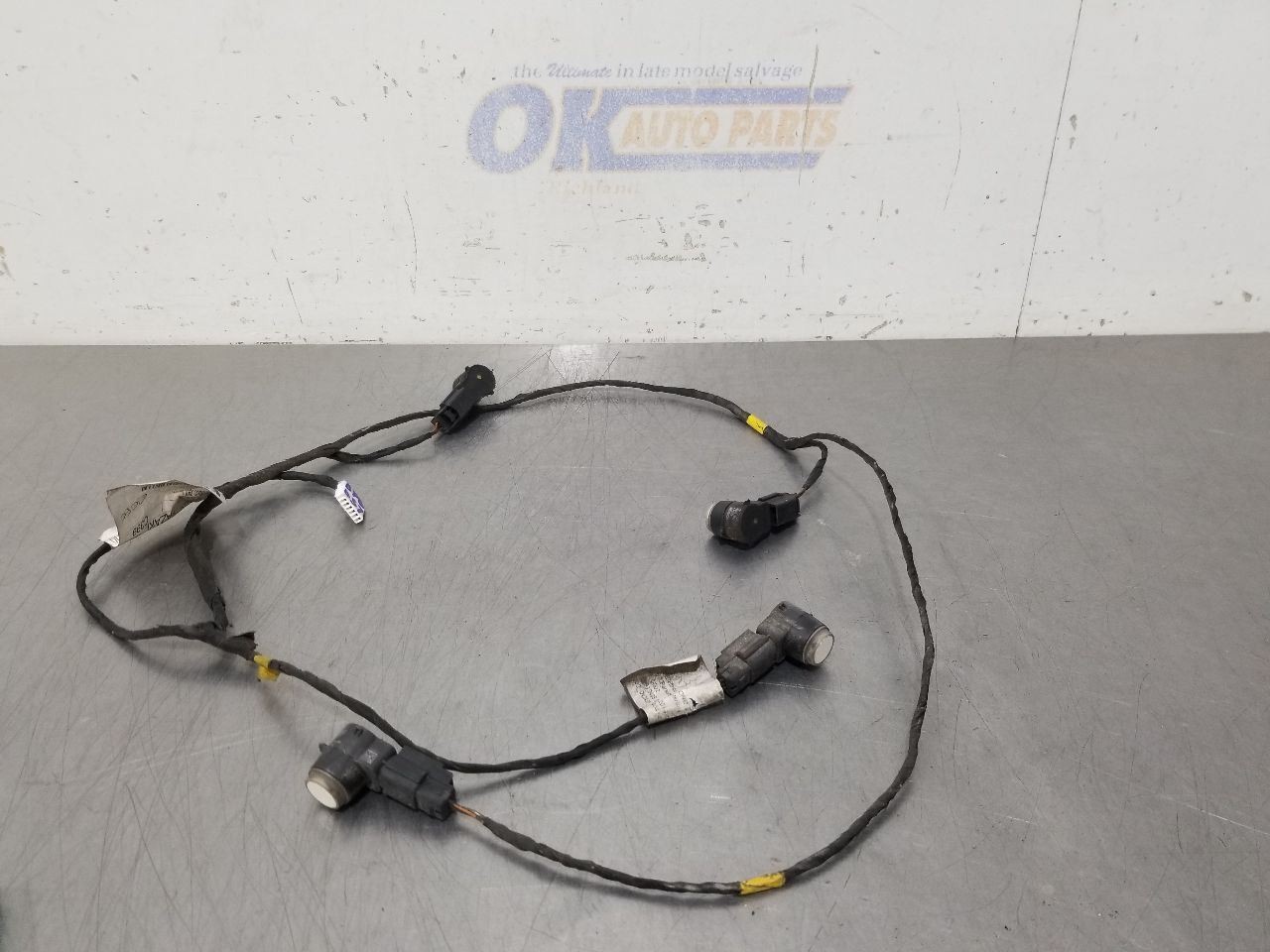 14 2014 MASERATI GHIBLI SQ4 REAR BUMPER SENSORS AND HARNESS SEE IMAGES