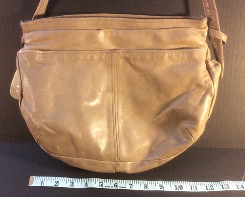 Stone Mountain Faux leather beige Purse Distressed - Picture 5 of 8