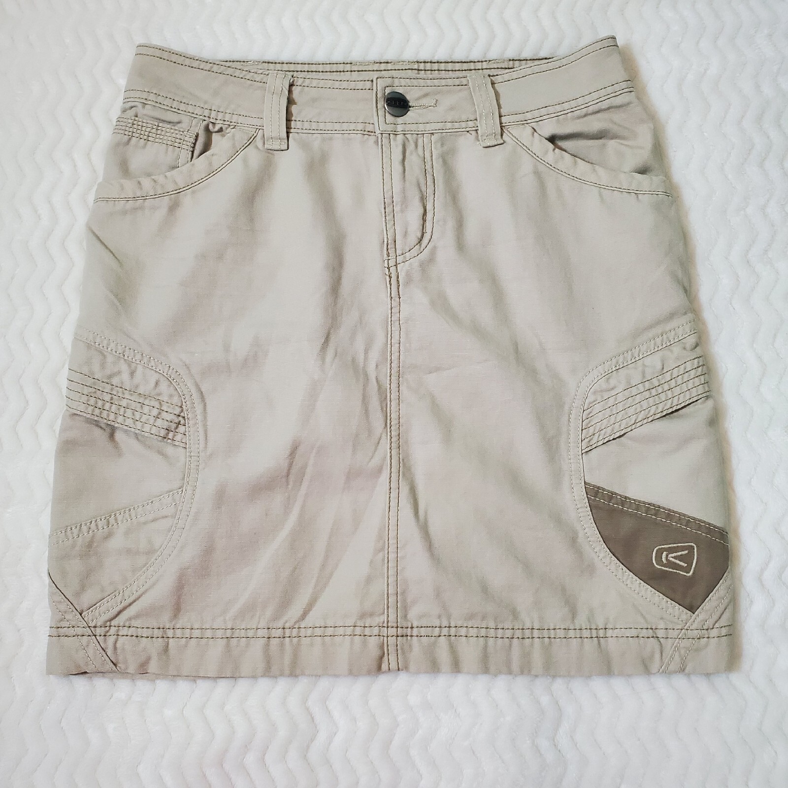 Gonna corta dritta KEEN Khaki Newport taglia 2 cargo outdoor escursionismo tasche