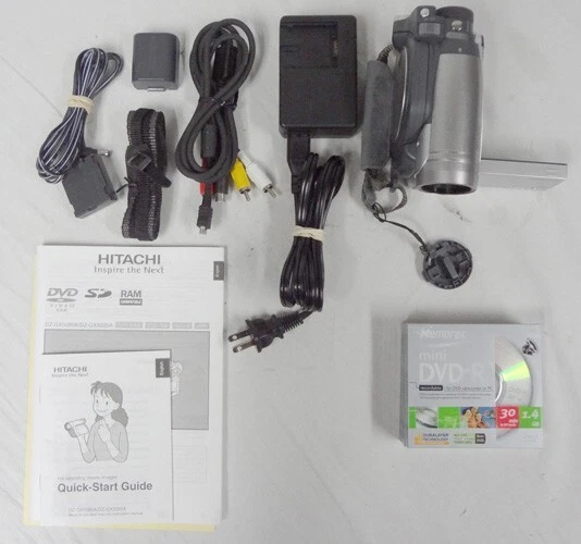 Hitachi DZ-GX5020A DVD-R Video Camera Camcorder w/ Battery, Charger & Manuals! - Image 2 of 4