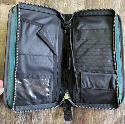 Vintage EDDIE BAUER Forest Green Nylon Travel/Passport Wallet