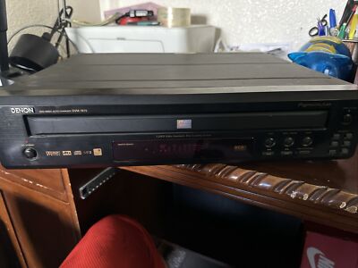 Denon DVM-1815 DVD Video 5-Disc Carousel Auto Changer Player- No Remote- Tested