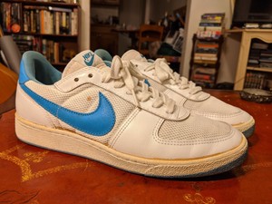 nike mcenroe tennis shoes