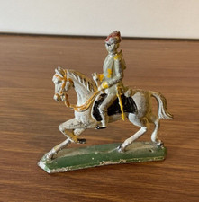 LEAD TOY FIGURE REVOLUTIONARY OR CIVIL WAR SOLDIER ON HORSE flats 