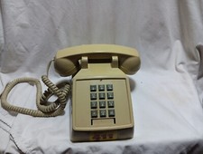 Vintage Premier Telecom Model 2500 Touch Tone Push Button Corded Desk Phone