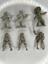 Vintage 1980/90  s Ral Partha Dungeons  Dragons Pewter Lead Figures BUNDLE OF 6